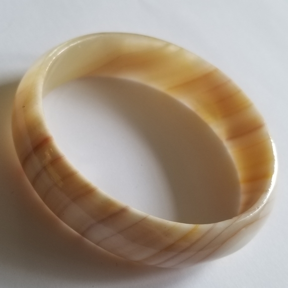 Relisted - Vintage bangle bracelet banded striped cream peach yellow tan - Picture 7 of 16